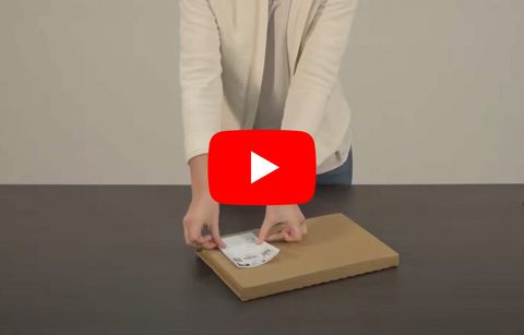Smartbox Pro: Vorschaubild zum Herstellervideo „Verpacken mit mittiger Aufnahme“